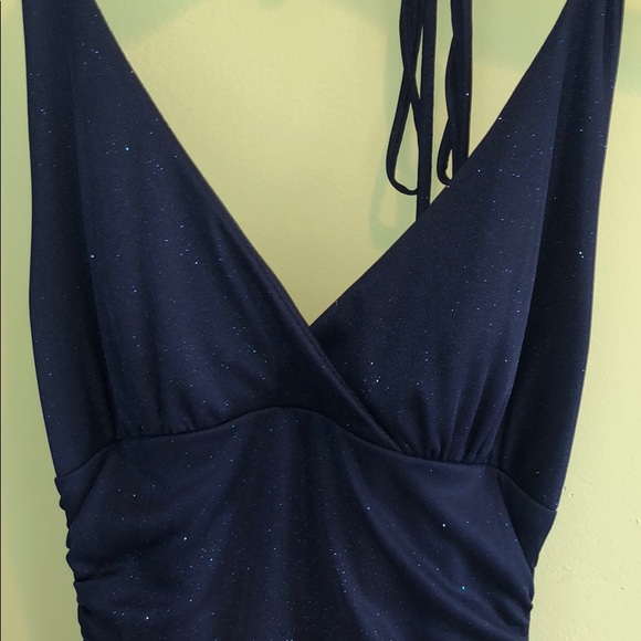 Formal Dress - Picture 3 of 8